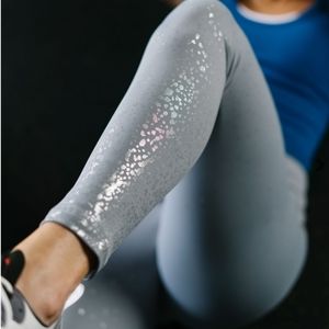 Zyia Gray Ombre Mirage Light n Tight Hi-rise 7/8 24" Size 4